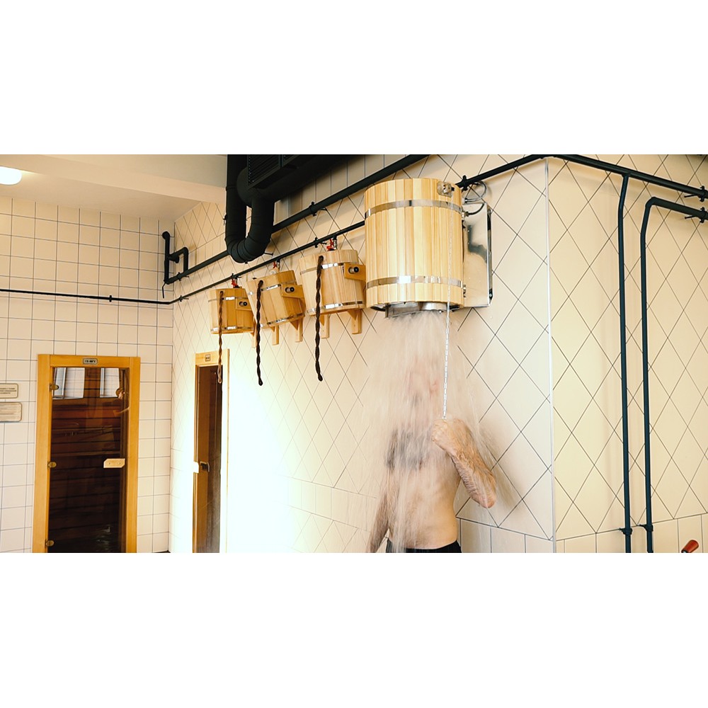 Обливное устройство «Водопад» из кедра с нержавеющей вставкой объемом 50 литров Обливное устройство «Водопад» из кедра с нержавеющей вставкой объемом 50 литров