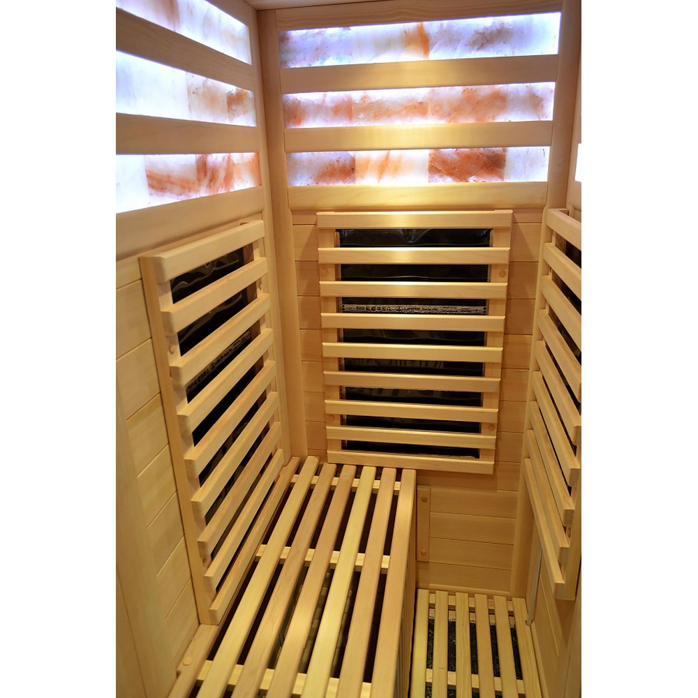 Четырехместная кабина из кедра с карбоновыми излучателями