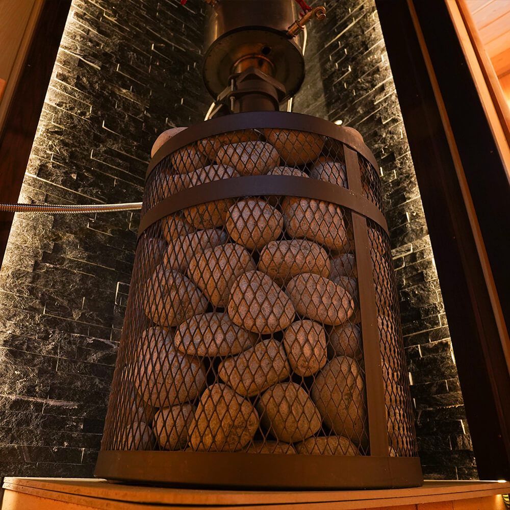 Печь Авангард ЗК 35 Ураган (П2) с сеткой для камней и панорамной дверцей со стеклом для парных до 35 м³