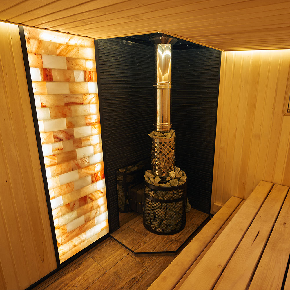 Печь Искандер ЗК 18 Pro Ураган  с доп. кольцом, с сеткой для камней и панорамной дверцей со стеклом для парных до 18 м³
