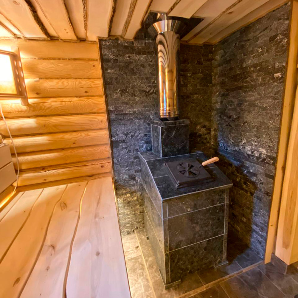 Печь Гроза 24 в облицовке Классика 930/30/40 Пироксенит и дверцей со стеклом для парных до 24 м³