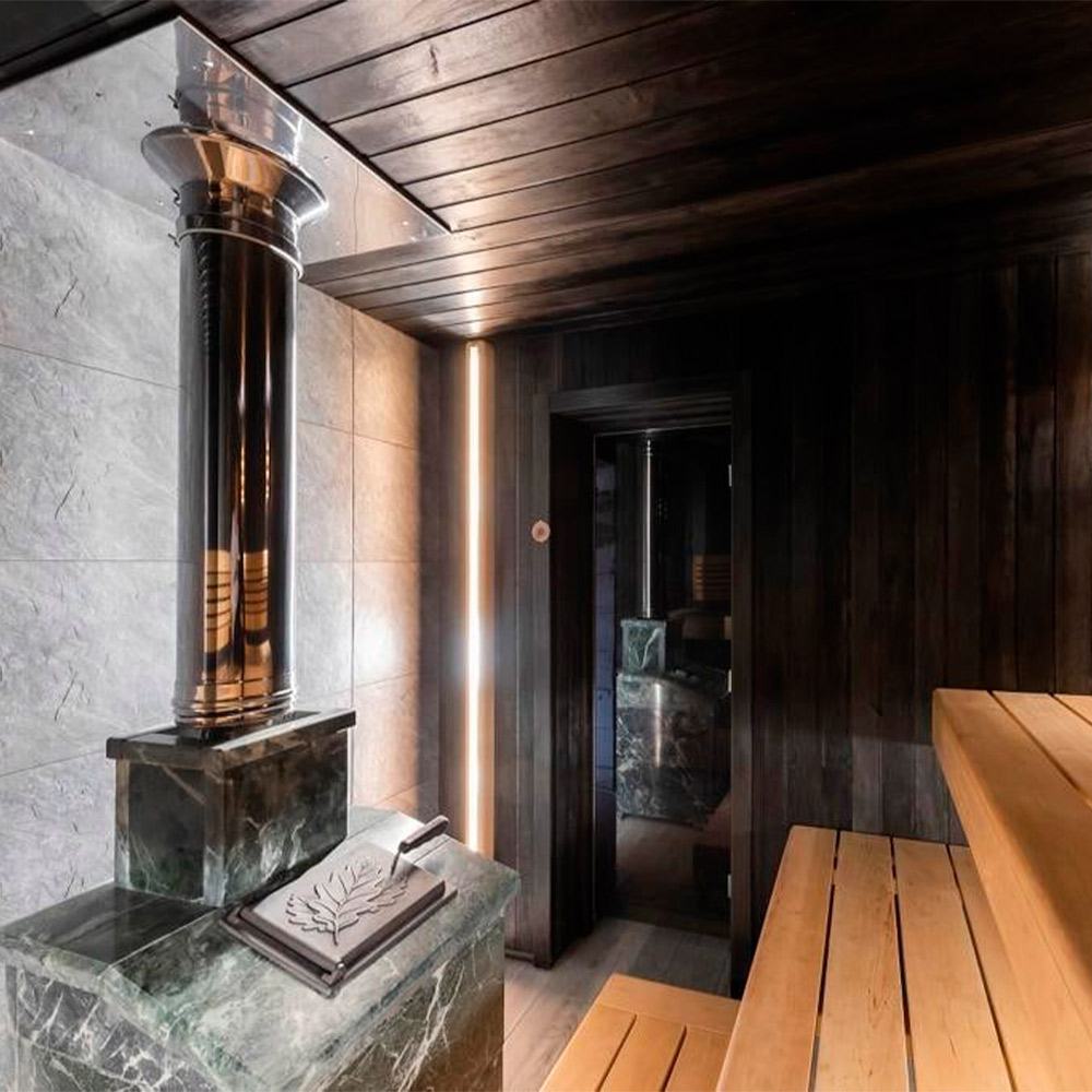 Печь Гроза 24 в облицовке Классика 930/40 Талькохлорит кирпич и дверцей со стеклом для парных до 24 м³